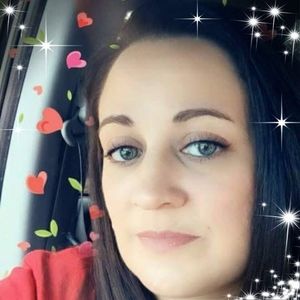 Meet your Posher, Nikki